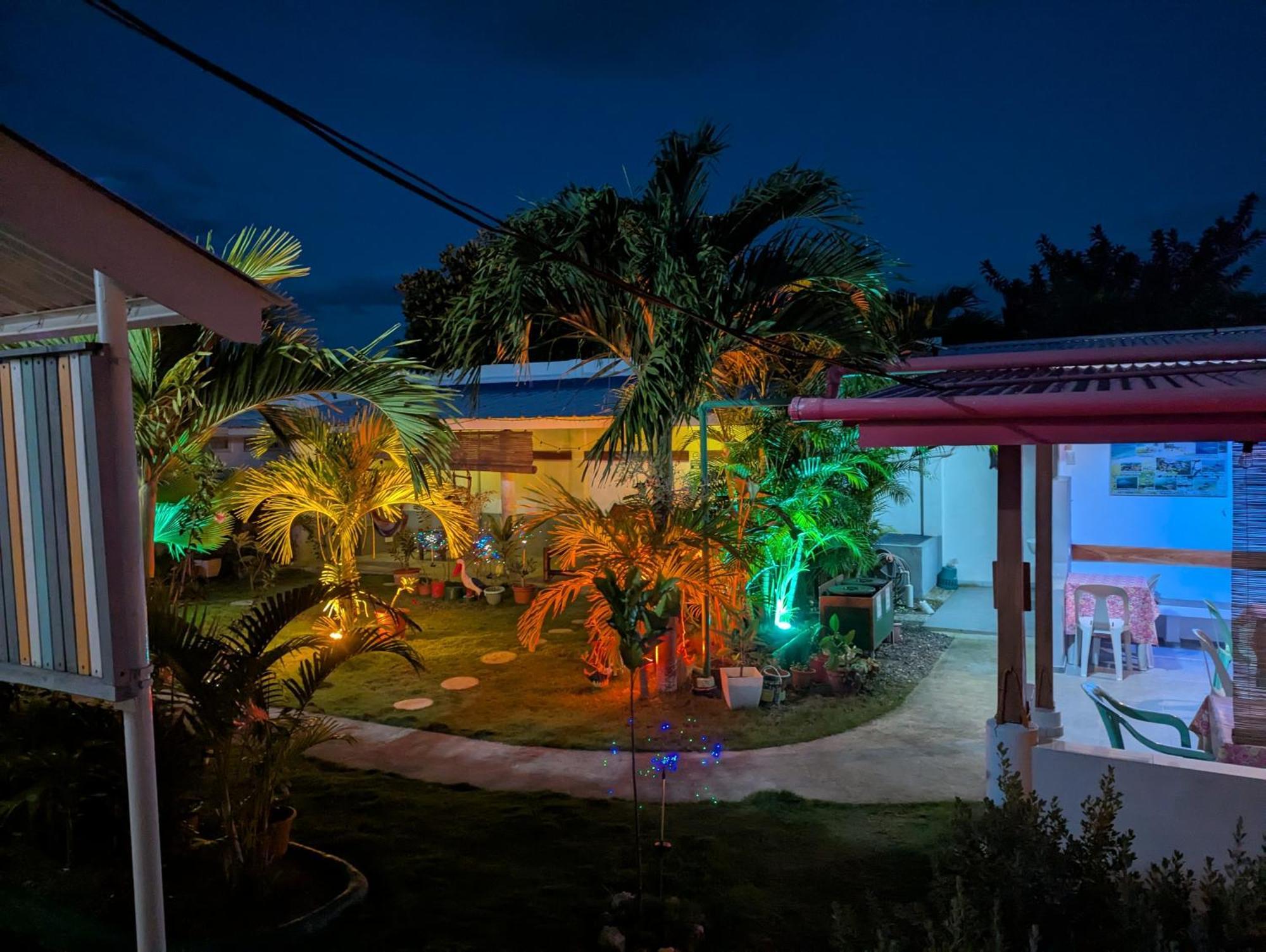 Astillo'S Guest Houses Моалбоал Номер фото